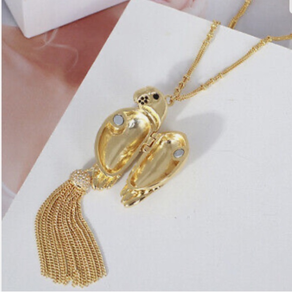 NWT Kate Spade Gold Toned Parrot Tassel Necklace - Picture 6 of 7